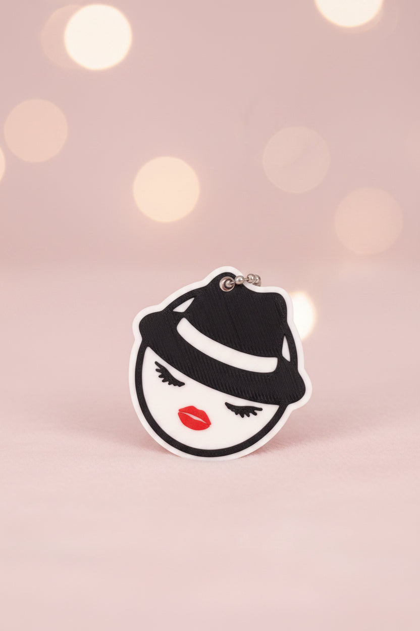 lowrider chica Pop & Cover keychain